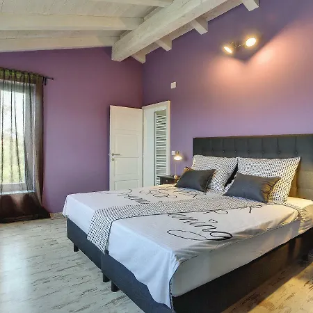 Vila Desire Valtura