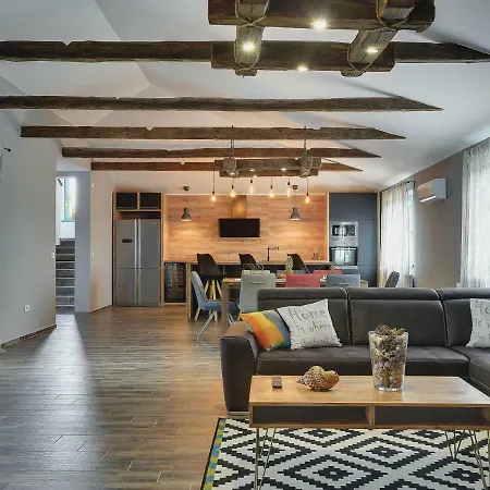 Desire Villa *